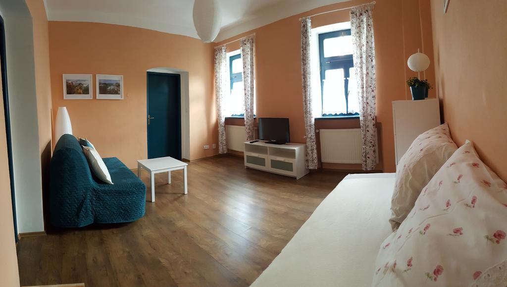 Apartment Jakubske Namesti Ческа-Каменіце Екстер'єр фото