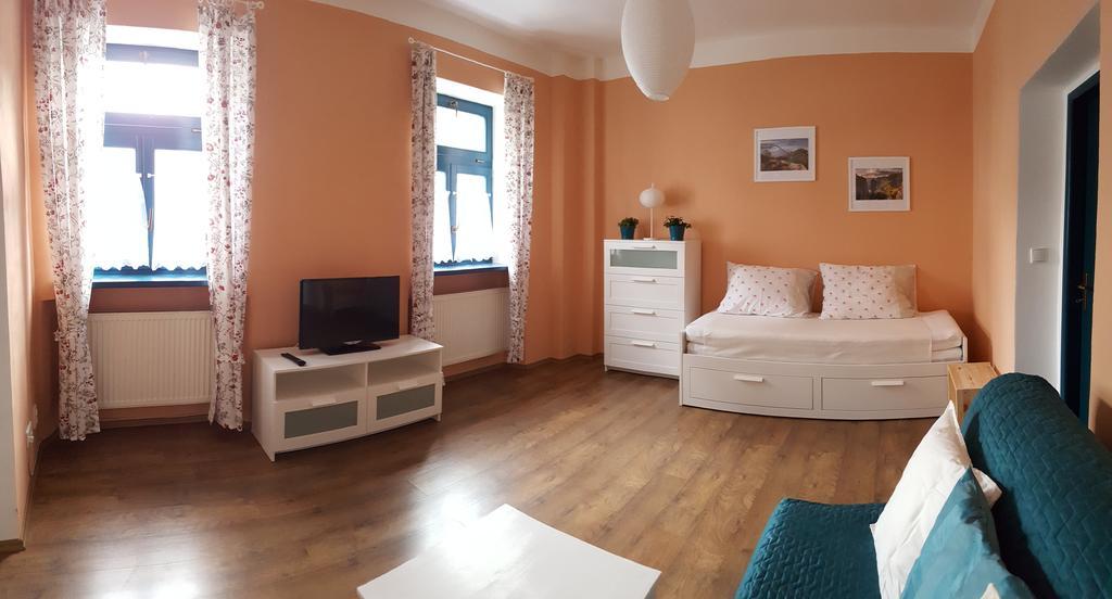 Apartment Jakubske Namesti Ческа-Каменіце Екстер'єр фото
