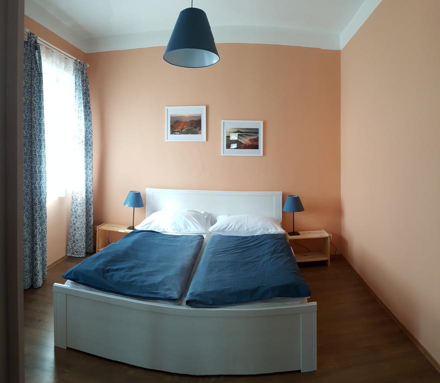 Apartment Jakubske Namesti Ческа-Каменіце Екстер'єр фото