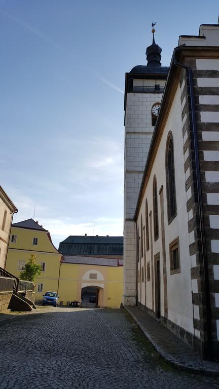 Apartment Jakubske Namesti Ческа-Каменіце Екстер'єр фото